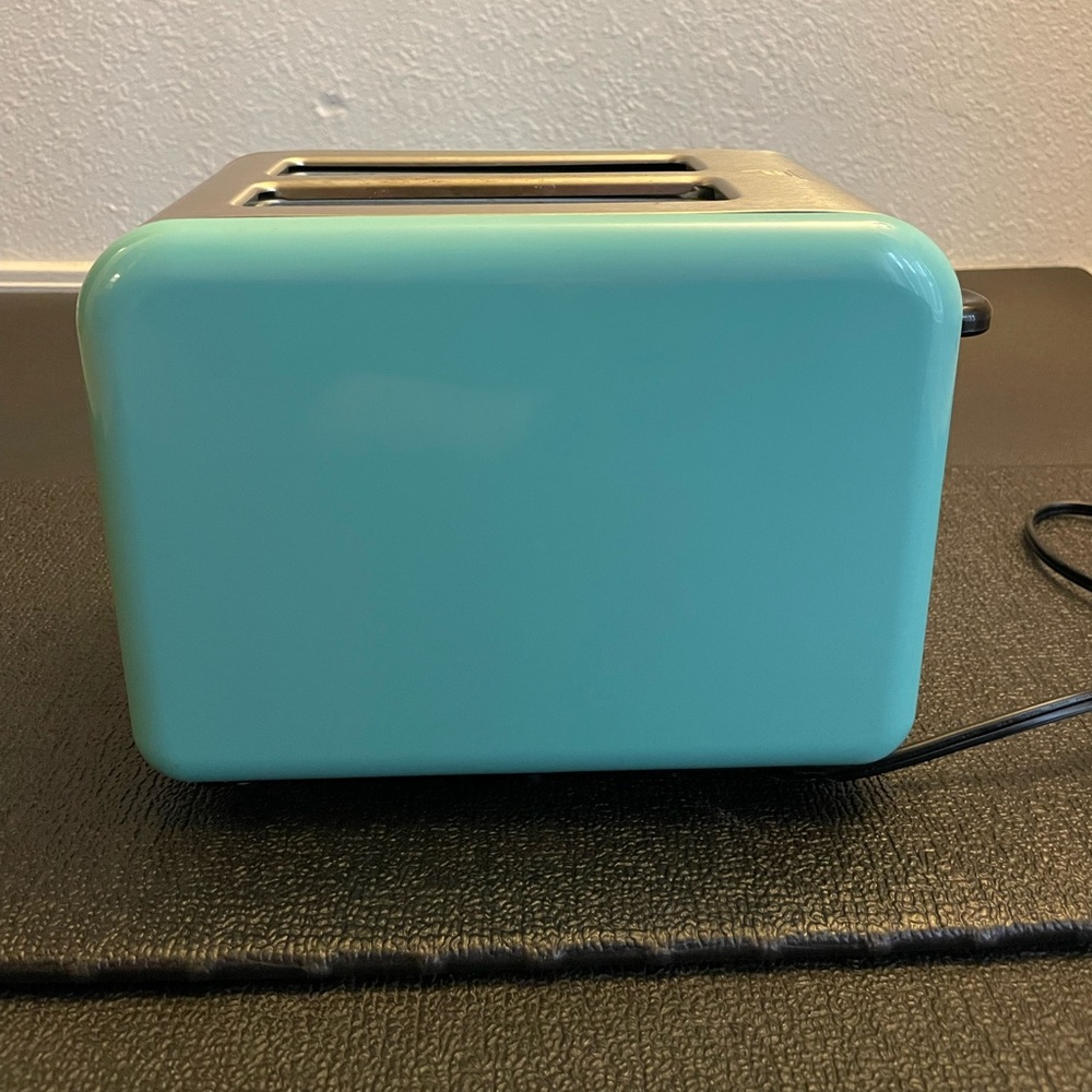 Kate Spade 2 Slice Toaster - Tiffany Blue Turquoise Aqua - Soooo cute! LENOX